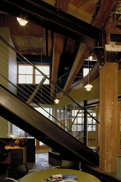 More Photos Of 2111 Pacific Ave, Tacoma Office For Sale