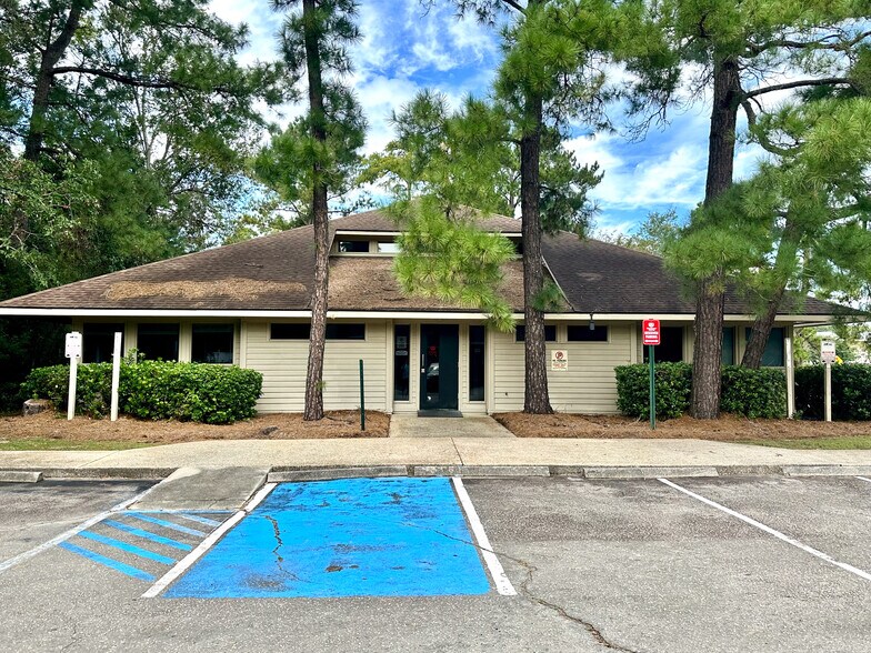 More Photos Of 8028 Myrtle Trace Dr, Conway Medical For Lease