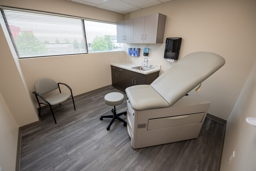 More Photos Of 170 North Henderson Rd, King Of Prussia Medical For Lease