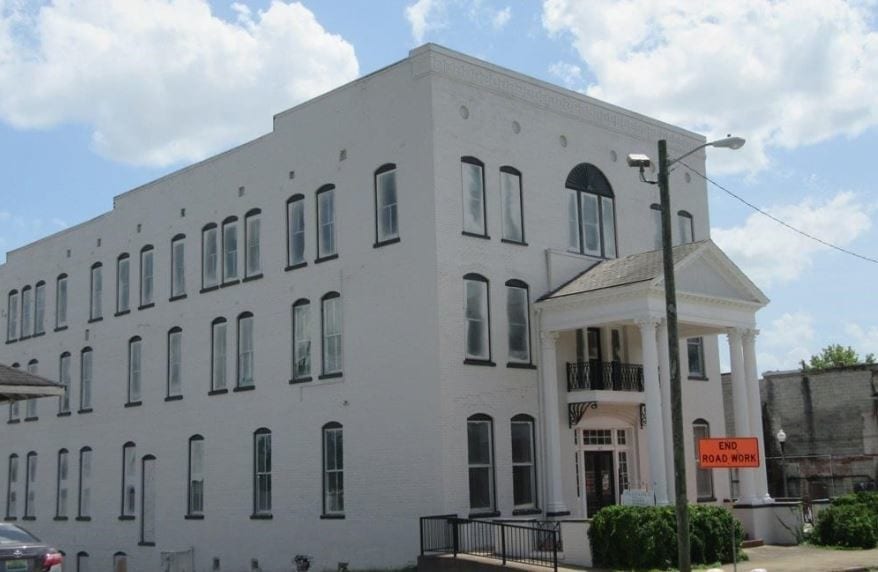 More Photos Of 117 North St E, Talladega Office For Sale