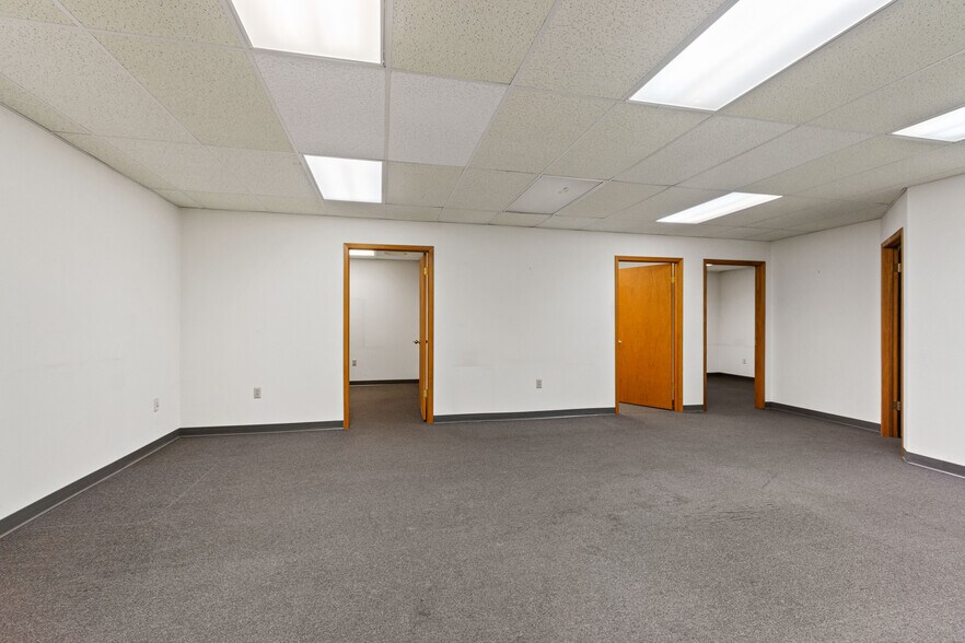 More Photos Of 1430 N Second St, Wisconsin Rapids Manufacturing For Lease