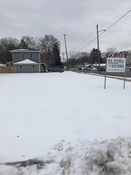 More Photos Of 552 W Allegan St, Plainwell Land For Lease