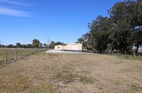More Photos Of 22110 Palm Beach Blvd, Alva Warehouse For Sale