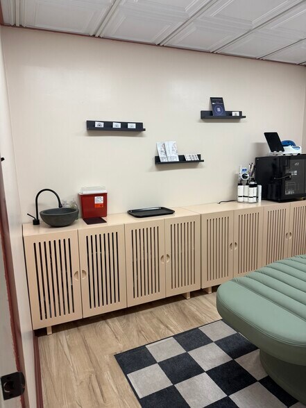 More Photos Of 708 Station Ave, Haddon Heights Medical For Lease