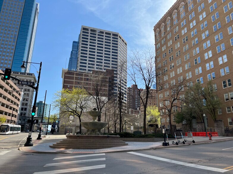 More Photos Of 1000-1016 Main St, Kansas City Land For Sale