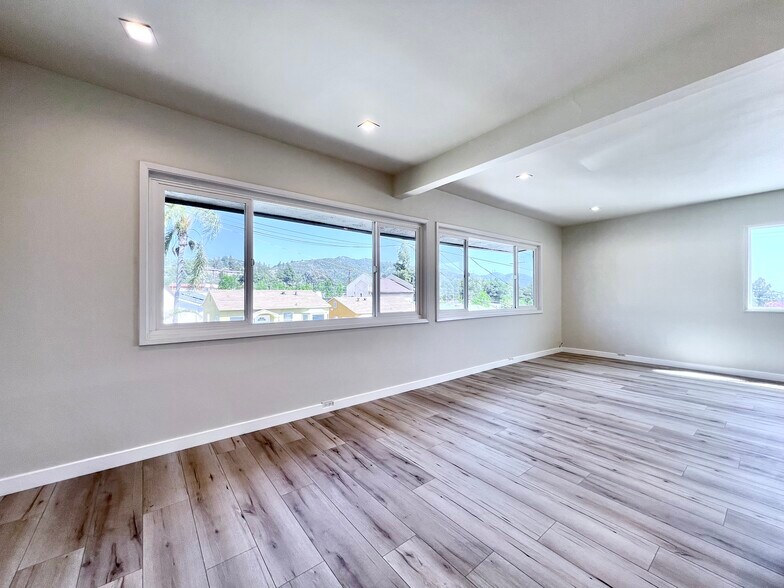 More Photos Of 3511 Market St, Glendale Office Residential For Lease