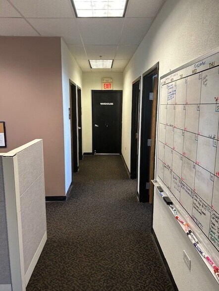 More Photos Of 1730 Wallace Ave, St Charles Warehouse For Lease