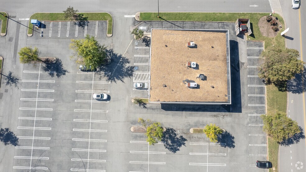 More Photos Of 7504-7598 W Broad St, Richmond Unknown For Lease