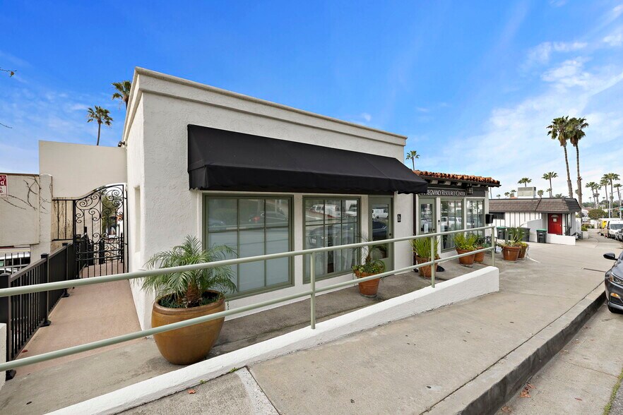 More Photos Of 415 N El Camino Real, San Clemente Office For Sale