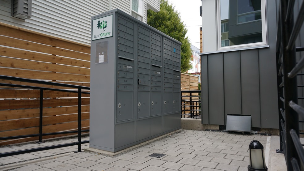 More Photos Of 2418 NW 58th St, Seattle Apartments For Sale