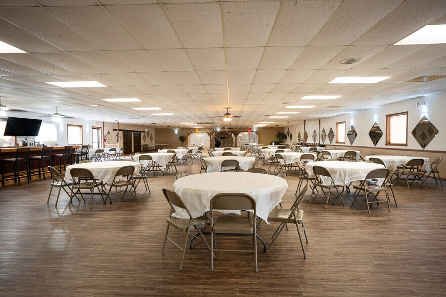 More Photos Of 1615 W Wisconsin St, Sparta Specialty For Sale