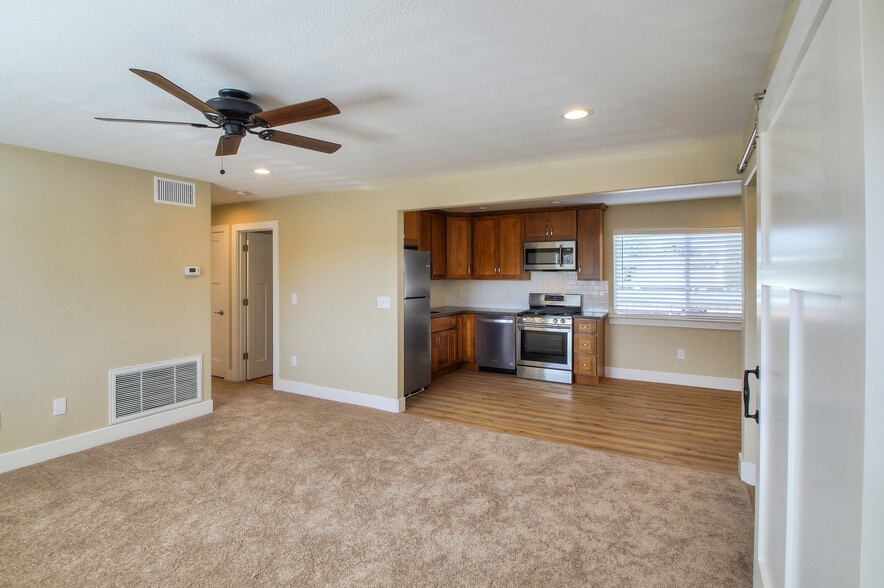 More Photos Of 284 I St, Livermore Apartments For Sale