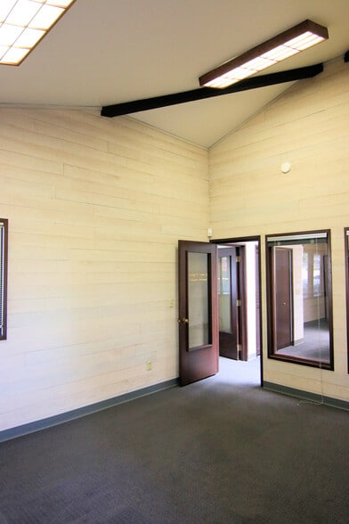 More Photos Of 701 N 1st St, Yakima Medical For Lease