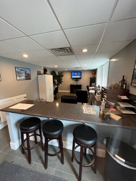 More Photos Of 81 Munson St, Milford Warehouse For Lease