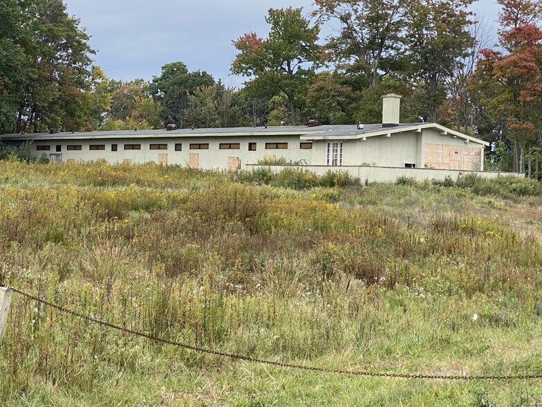 Primary Photo Of 295 Lake Louise Marie, Rock Hill Hotel For Sale