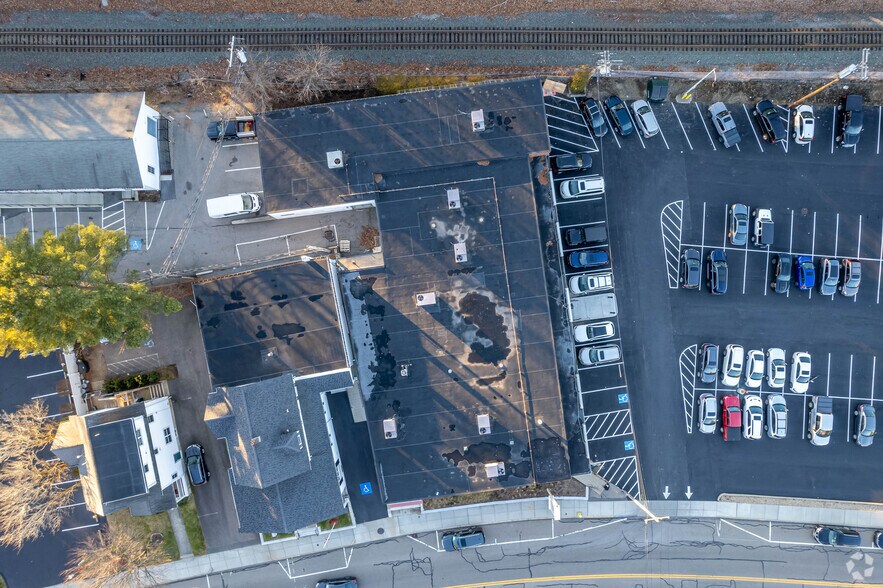 More Photos Of 1299 Highland Ave, Needham Freestanding For Lease