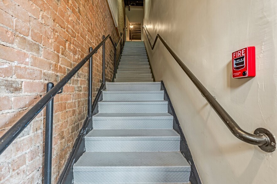 More Photos Of 224 S Union Ave, Pueblo Restaurant For Sale