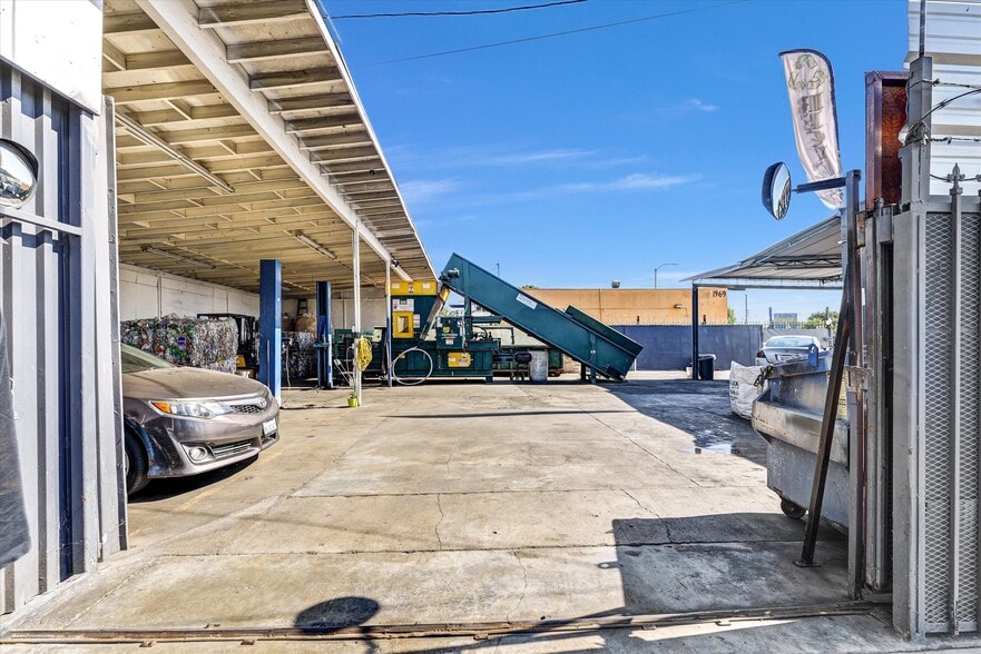 More Photos Of 1959 Firestone Blvd, Los Angeles Storefront Retail Residential For Sale