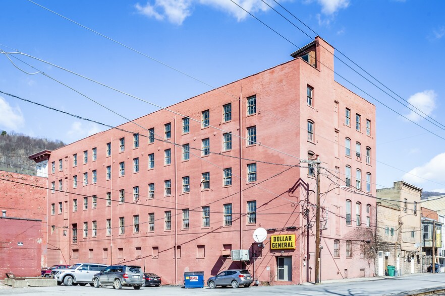 More Photos Of 30-36 E Independence St, Shamokin Apartments For Lease