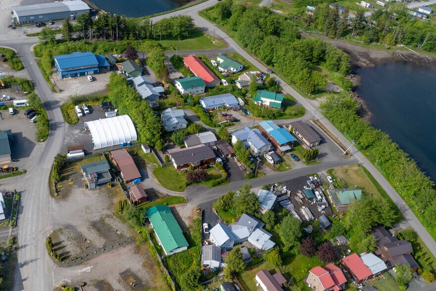 More Photos Of 400 JS Dr, Craig Flex For Sale