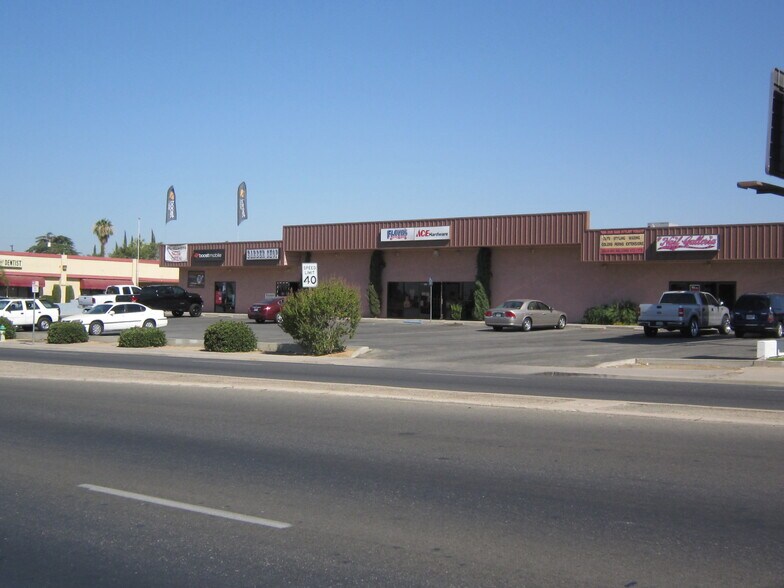 Primary Photo Of 3806-3812 Niles St, Bakersfield Storefront For Lease