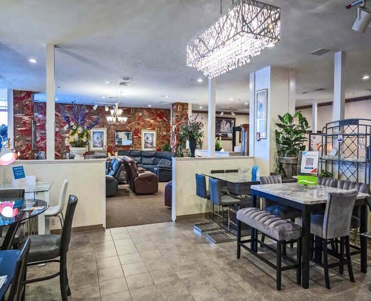More Photos Of 2800 Superior Ave, Cleveland Office For Sale