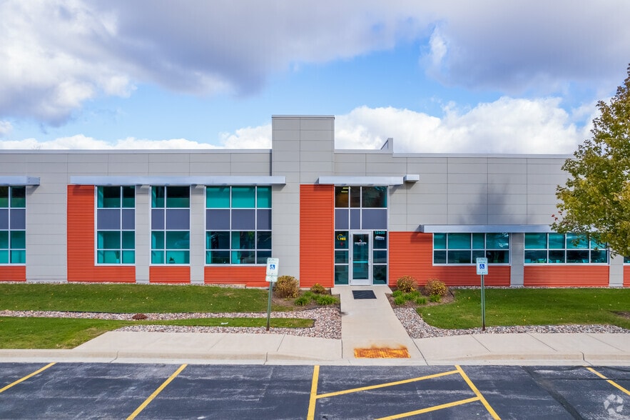 More Photos Of 12600 W Burleigh Rd, Brookfield Manufacturing For Lease
