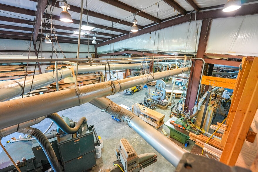 More Photos Of 7800 County Road 24, Fairhope Showroom For Sale