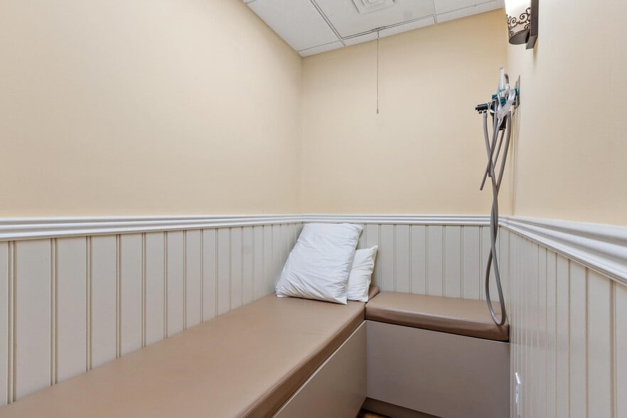 More Photos Of 200 Lincoln St, Worcester Medical For Sale