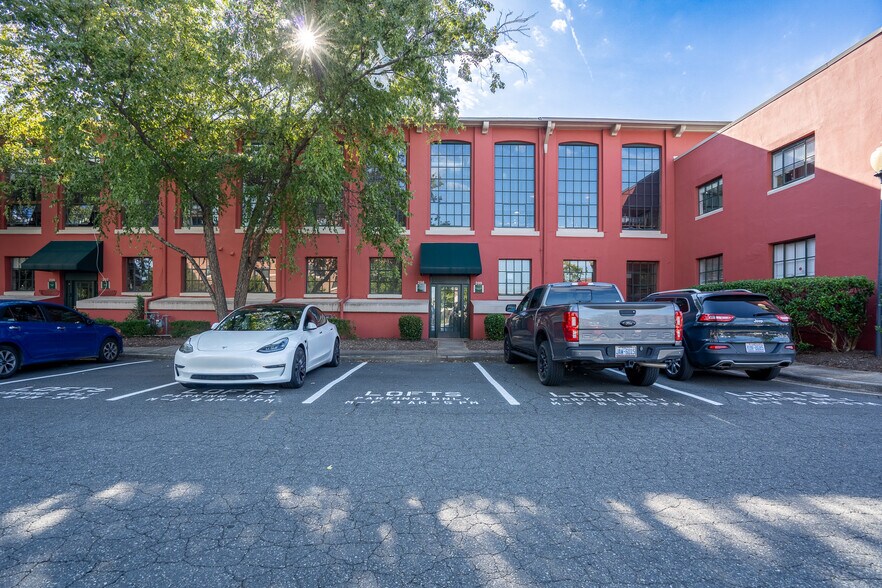 More Photos Of 2108 South Blvd, Charlotte Loft Creative Space For Lease