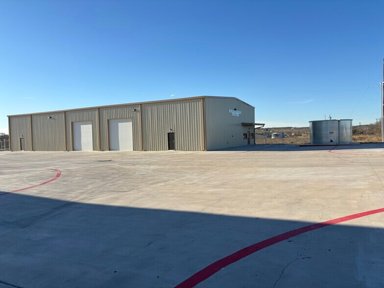 More Photos Of 764 Soechting Rd, New Braunfels Unknown For Lease