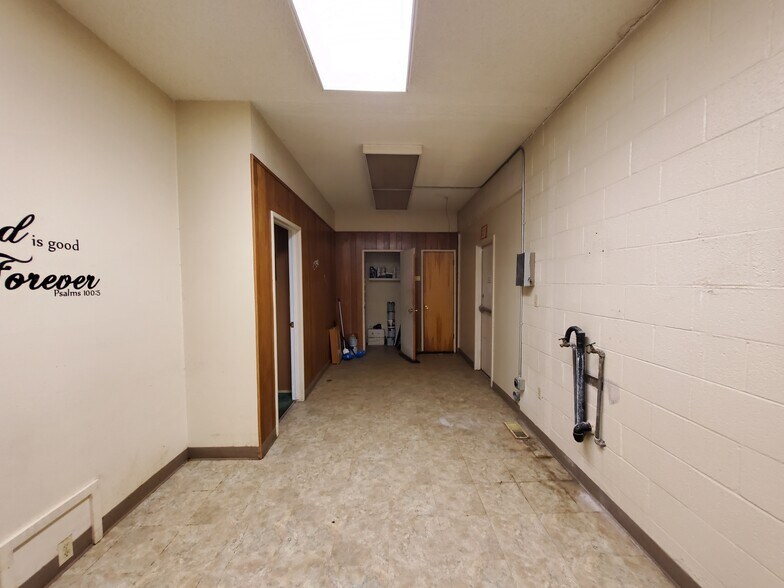 More Photos Of 1343-1353 W Main St, Merced General Retail For Sale