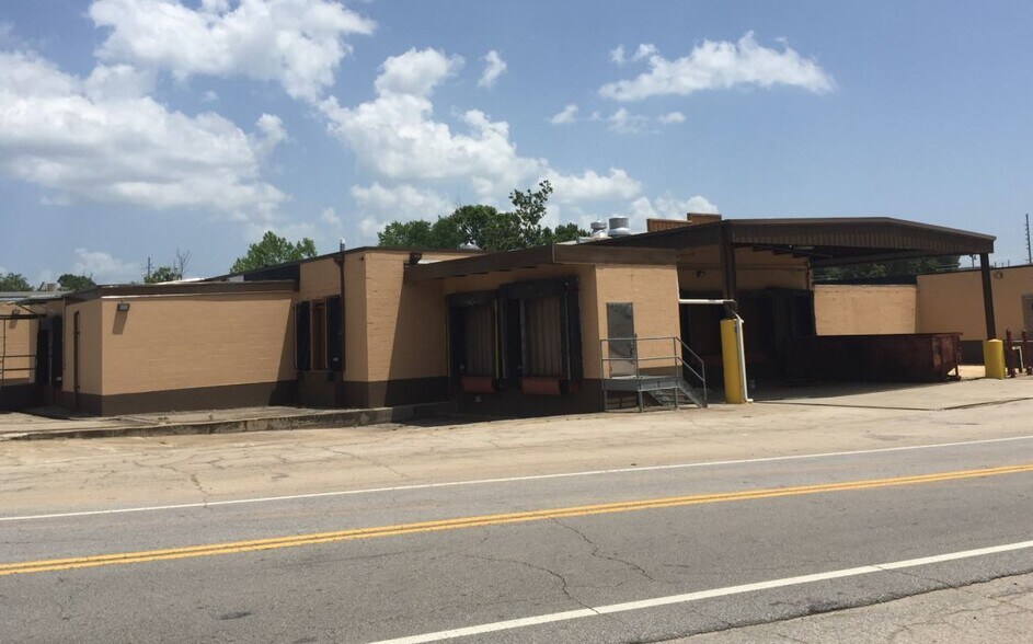 More Photos Of 959 Dorsey St, Gainesville Warehouse For Sale