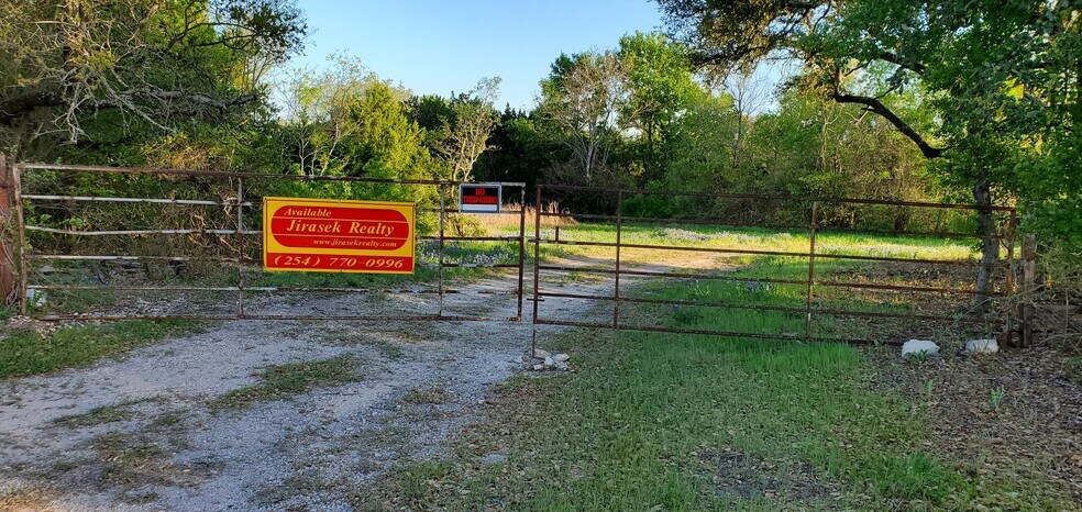 More Photos Of 1301 E FM 93, Temple Land For Sale