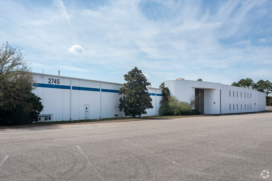 Primary Photo Of 2745 Gunter Park Dr, Montgomery Distribution For Lease