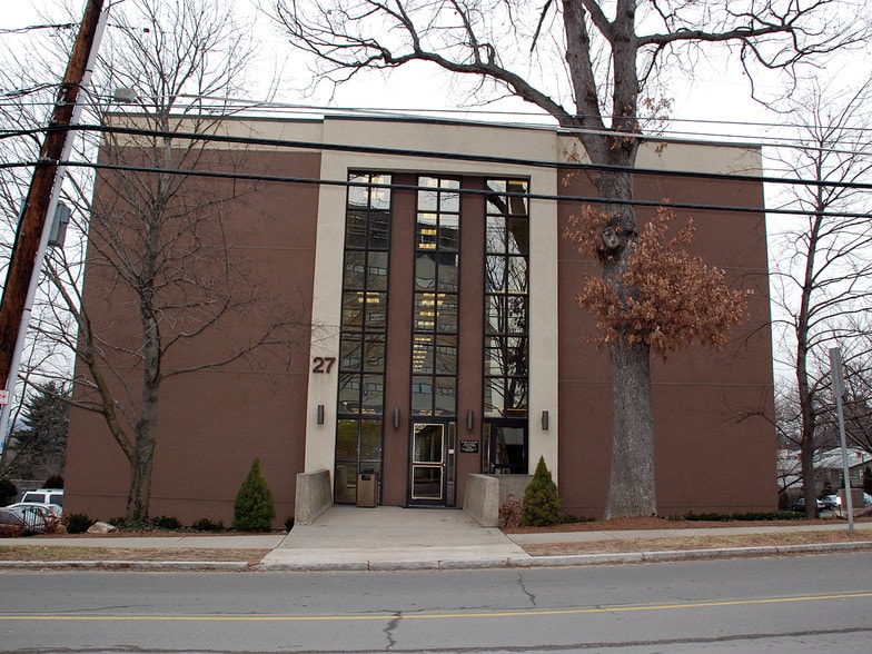 Primary Photo Of 27 Hospital Ave, Danbury Medical For Sale