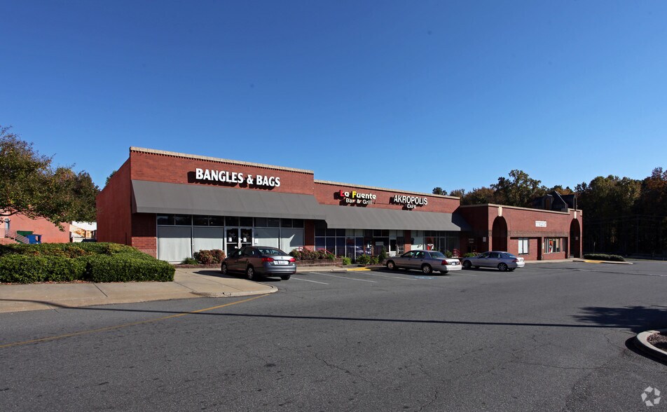 More Photos Of 2924-3036 E Franklin Blvd, Gastonia Unknown For Lease