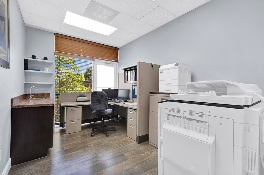 More Photos Of 5801 NW 151st St, Miami Lakes Office For Lease