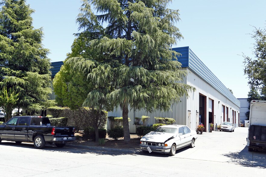 More Photos Of 450 Mayock Rd, Gilroy Distribution For Lease