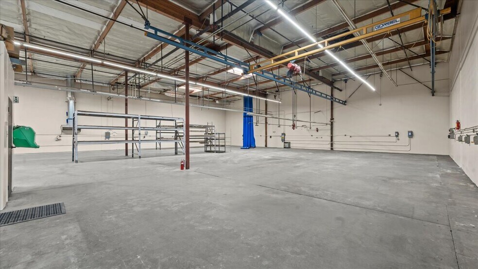 More Photos Of 9262 Bally Ct, Rancho Cucamonga Warehouse For Lease
