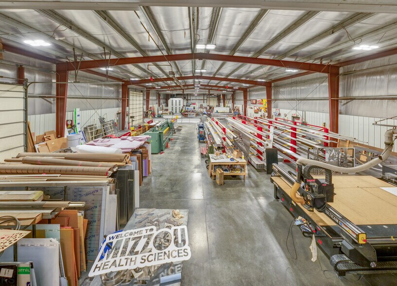More Photos Of 22705 Highway 65, Sedalia Warehouse For Sale