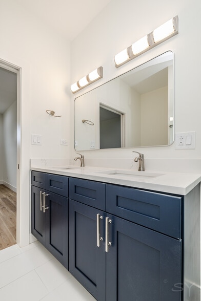 More Photos Of 2611 21st st, Chicago Apartments For Sale