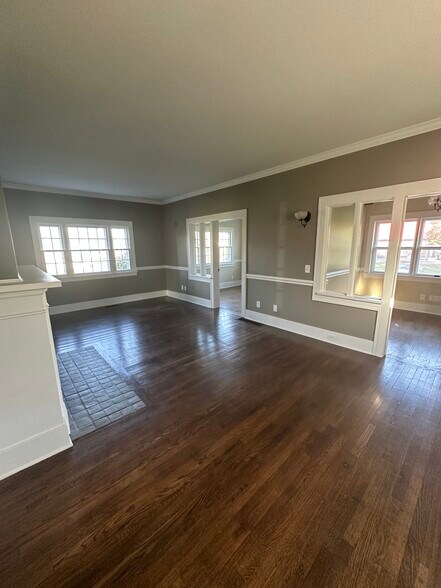 More Photos Of 1070 E Main St, Owosso Office For Lease