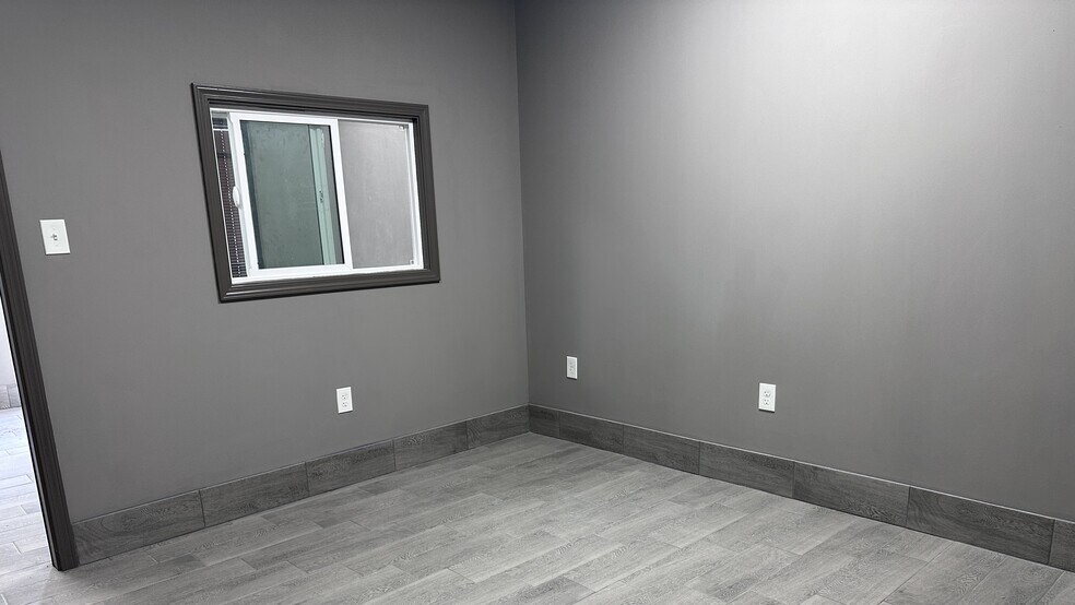 More Photos Of 6912 Rampart St, Houston Service For Lease