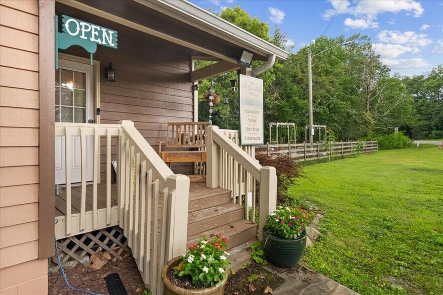 More Photos Of 9440 GA-52, Chatsworth Hospitality For Sale