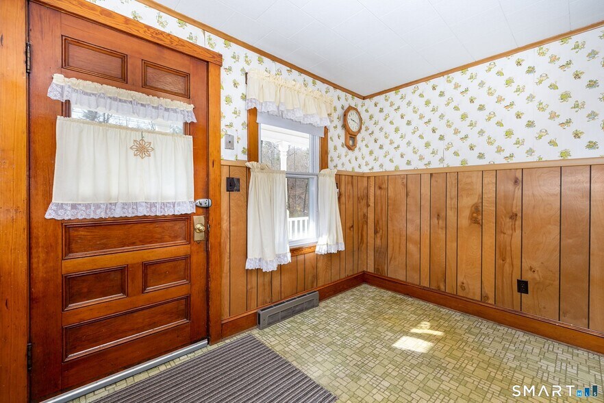 More Photos Of 203 Willimantic Rd, Chaplin Storefront Retail Residential For Sale