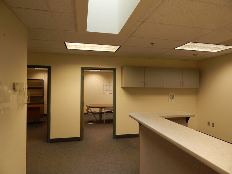 More Photos Of 2475 NW Stewart Pky, Roseburg General Retail For Lease