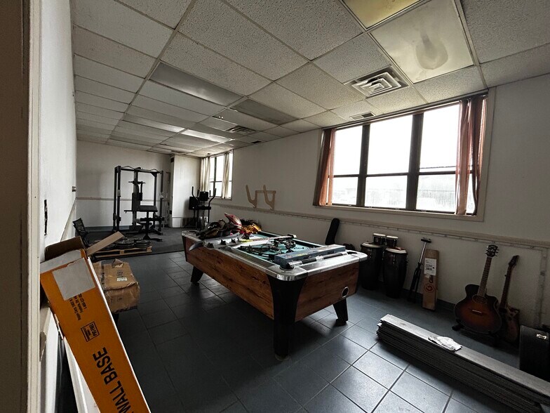 More Photos Of 325 Jay St, Coldwater Industrial For Sale