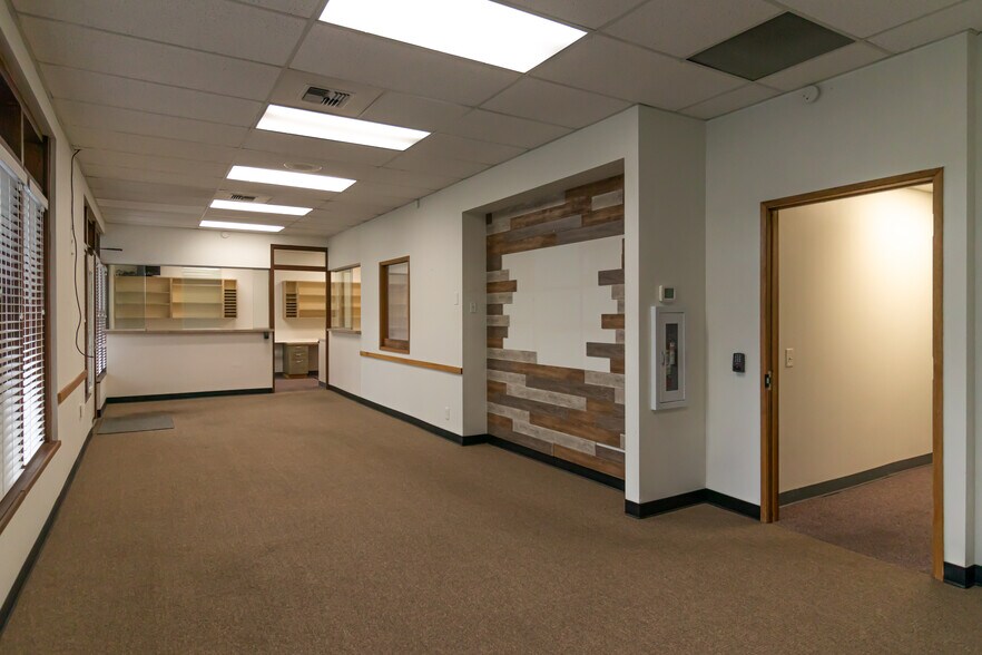 More Photos Of 6610 NE 181st St, Kenmore Medical For Lease