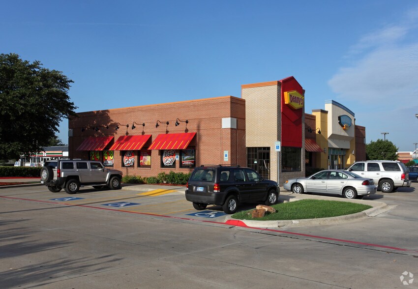Primary Photo Of 1305 Preston Rd, Plano Restaurant For Lease